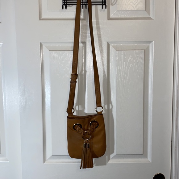 Micheal Kors crossbody bag - Picture 2 of 7